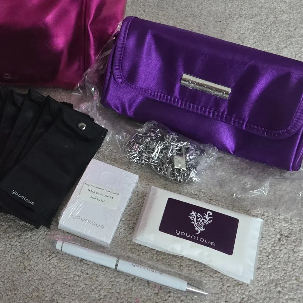 Younique Bags & Swag Bundle - Picture 3 of 6